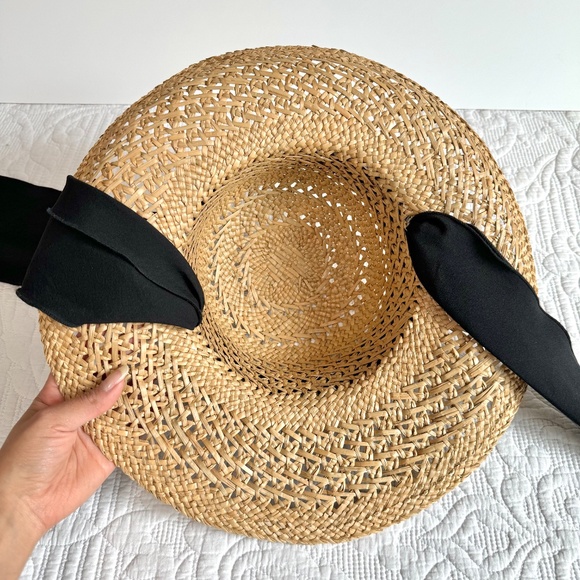 Natural Straw Hat Black Trim Tie Ribbon Round Hat main image 5